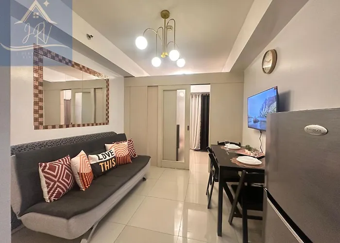1bedroom With Balcony At Sea Residences Near Moa And Smx